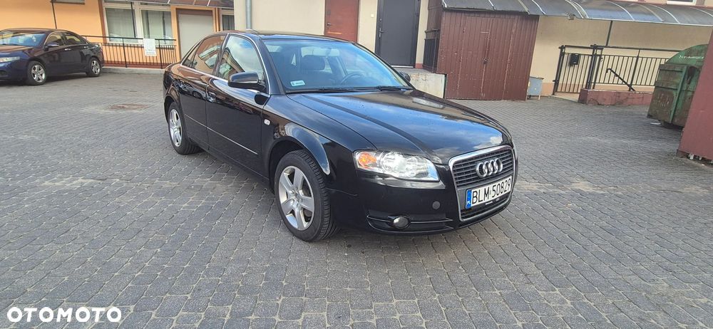 Audi A4 Limousine - 6