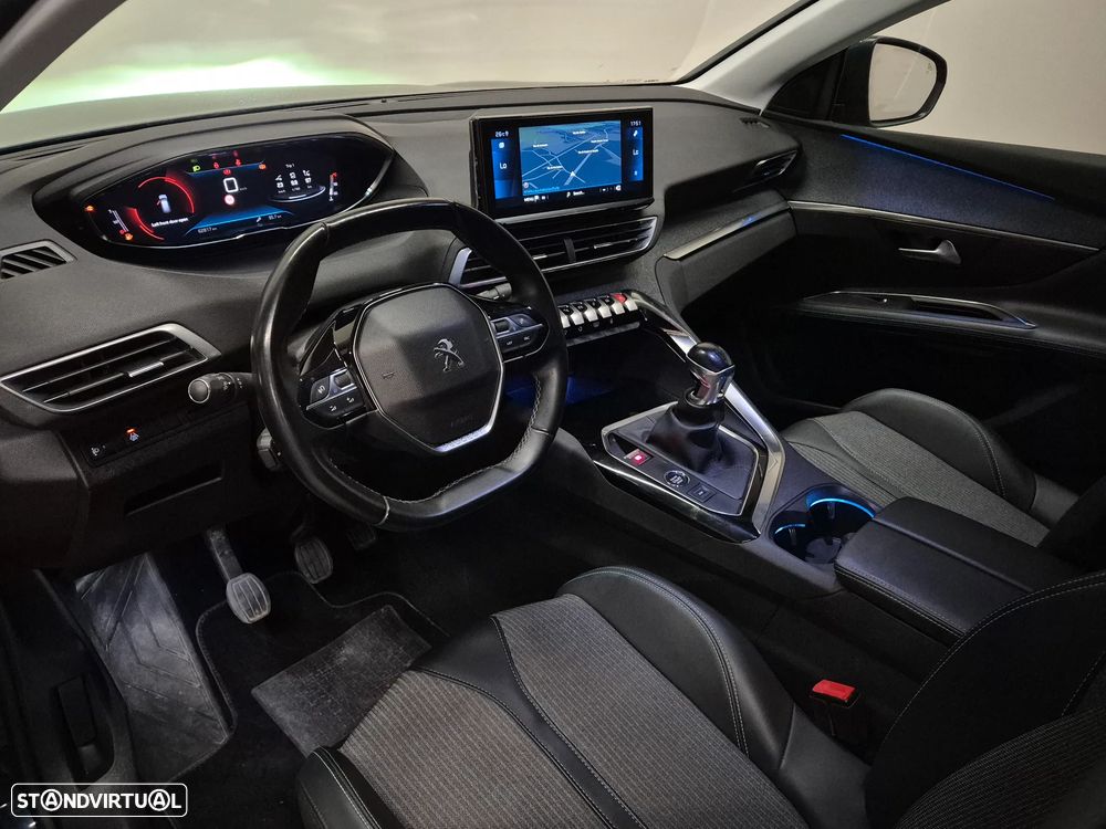 Peugeot 3008 1.2 PureTech Allure Pack - 21