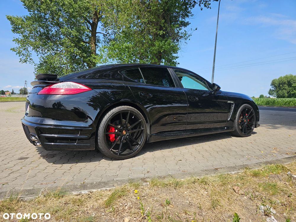 Porsche Panamera 4S PDK - 4