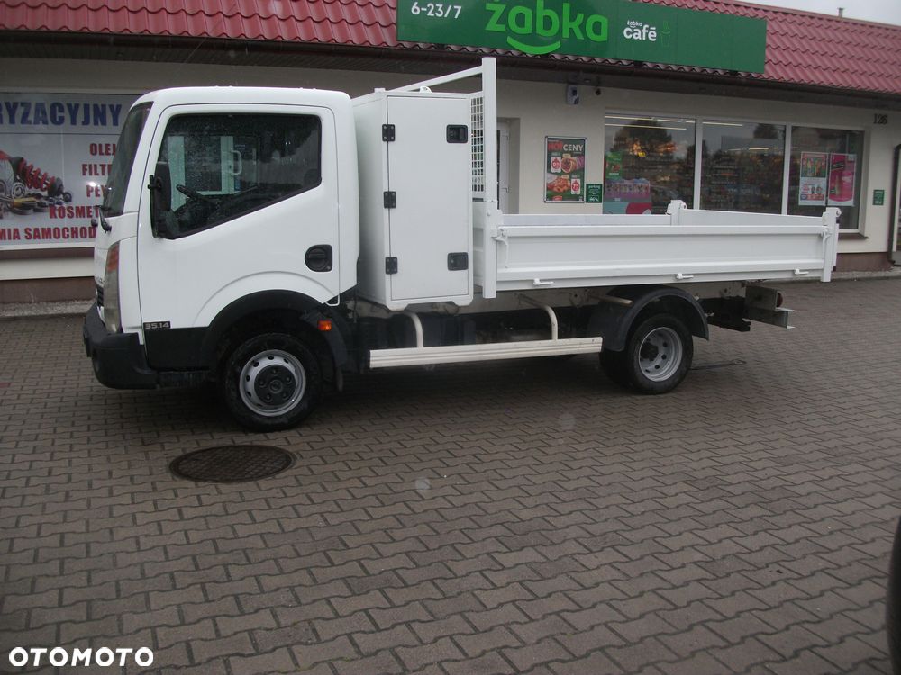 Nissan cabstar - 11