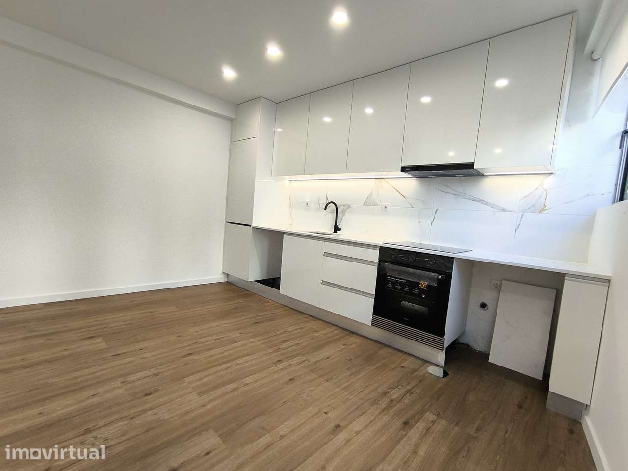 Apartamento, 72 m², Matosinhos e Leça da Palmeira - Grande imagem: 3/17
