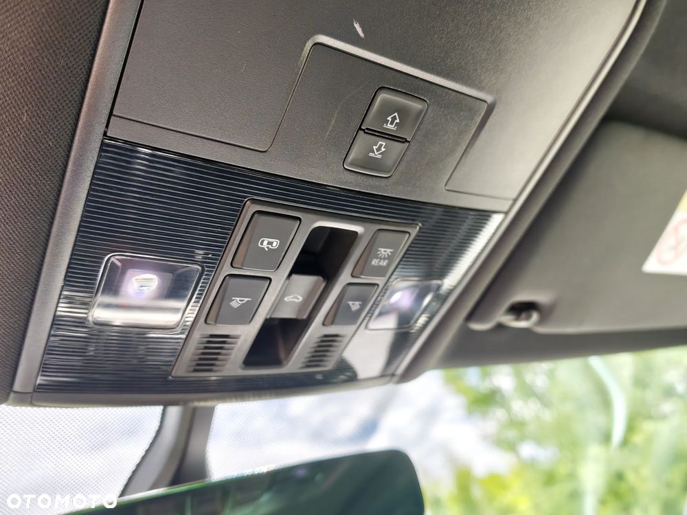 Volkswagen Passat - 18