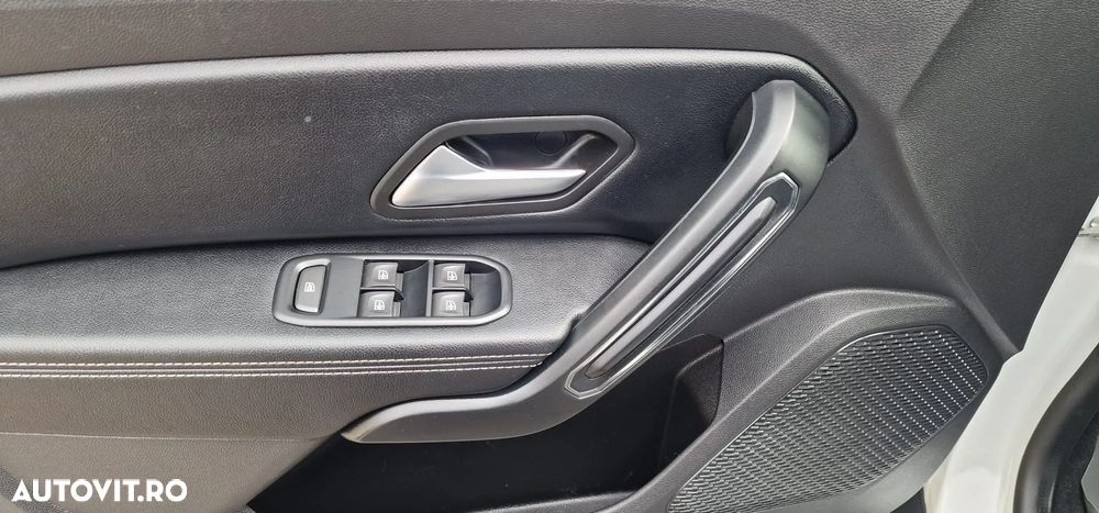 Dacia Duster 1.5 Blue dCi Prestige - 13