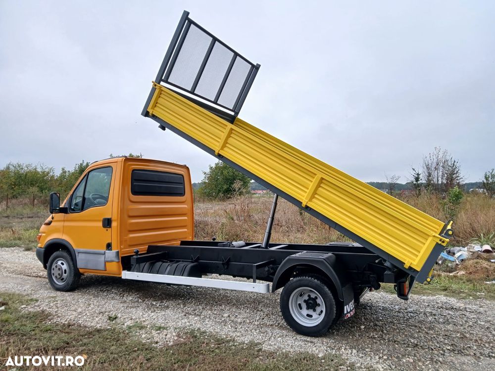 Iveco Daily  35 65  70 max. autoriz 3,5 t cat. B basculabil pe 3 parti - 21