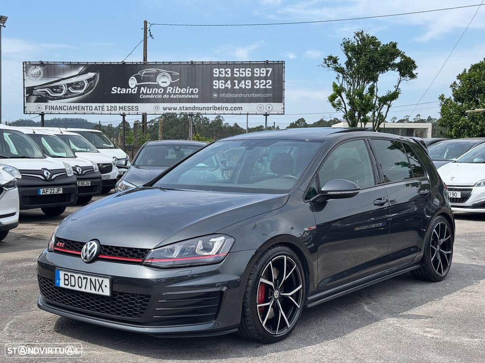 VW Golf GTI Performance BlueMotion - 1