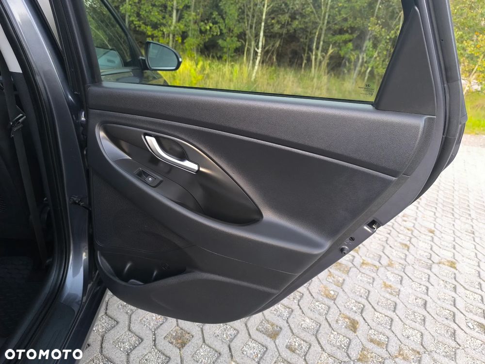 Hyundai i30 - 34