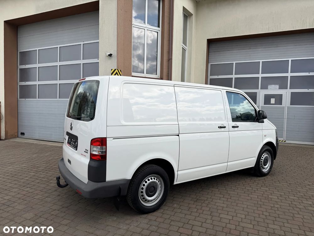 Volkswagen Transporter T5 Warsztat L1H1 - 9