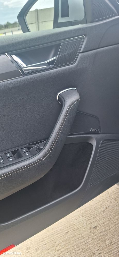 Skoda Superb Combi 2.0 TDI 4x4 DSG Scout - 13