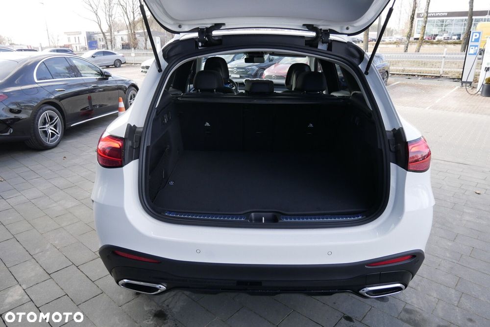 Mercedes-Benz GLC - 9