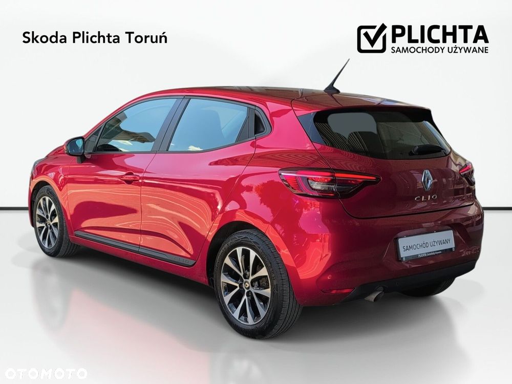 Renault Clio - 8
