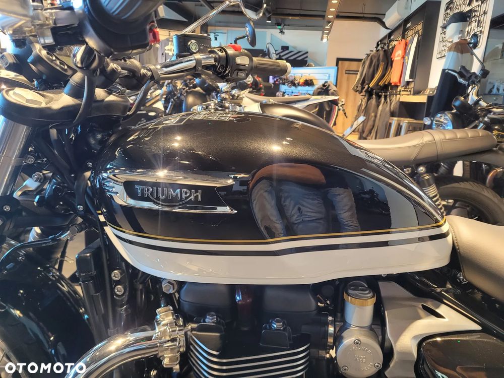 Triumph Speedmaster - 4