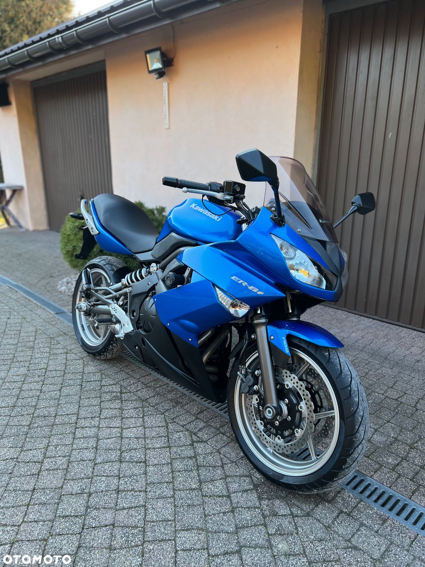 Kawasaki ER - 1