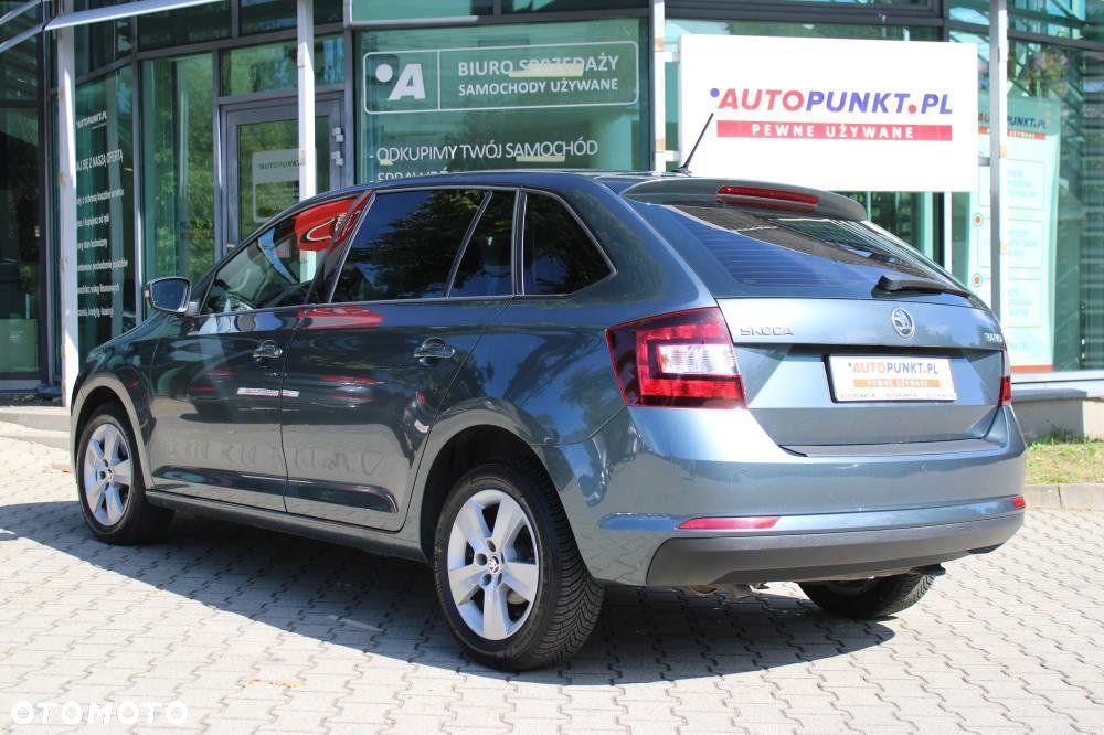 Skoda RAPID - 7