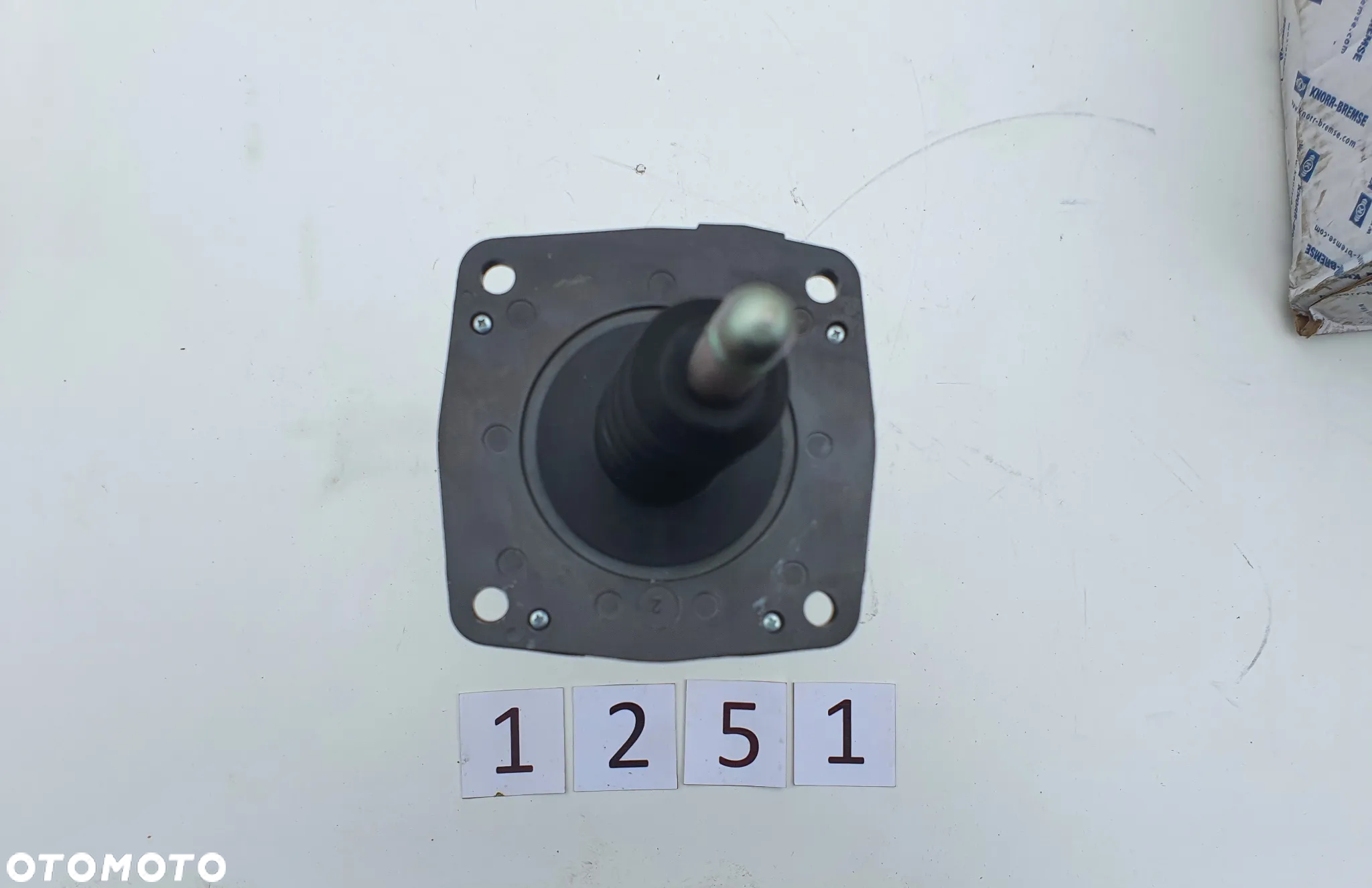 Siłownik sprzęgła, wysprzęglik Knorr-Bremse II31733, VG3261, MAN F2000, L2000, M2000, E2000, F90 - 4