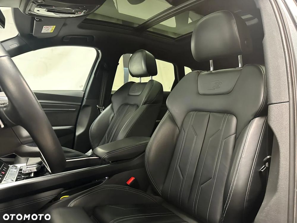 Audi e-tron 55 Quattro S line - 9