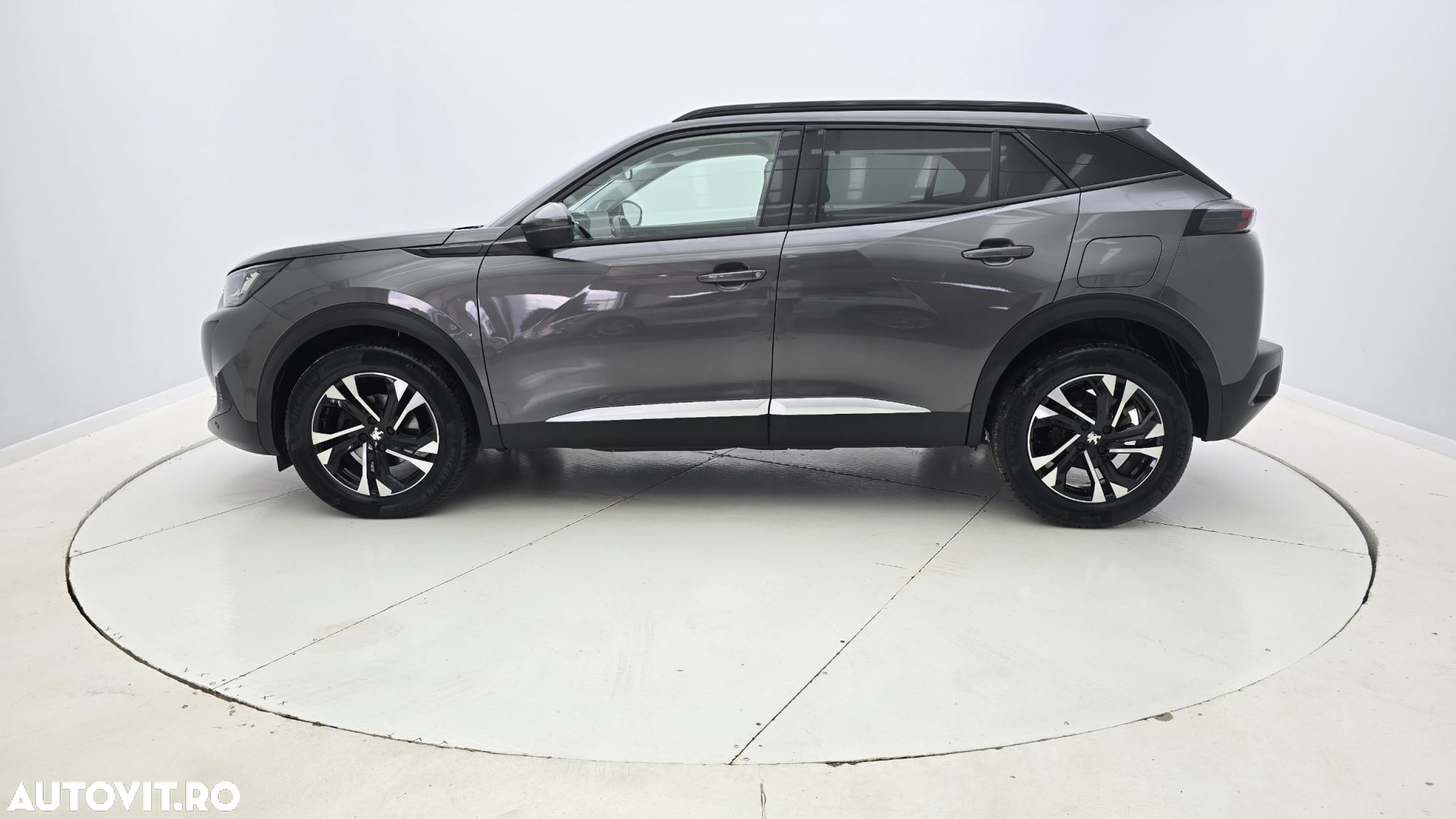 Peugeot 2008 - 9