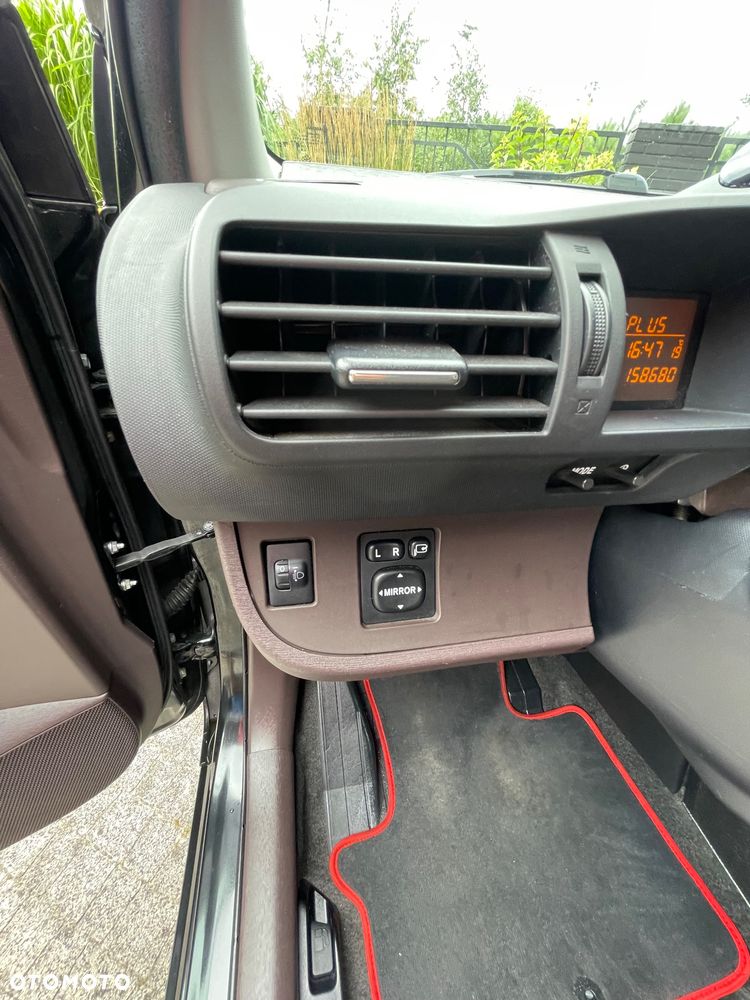Toyota iQ 1.33 - 27
