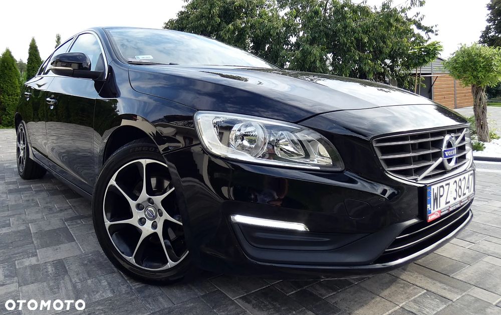 Volvo S60 D4 R-Design Summum - 22