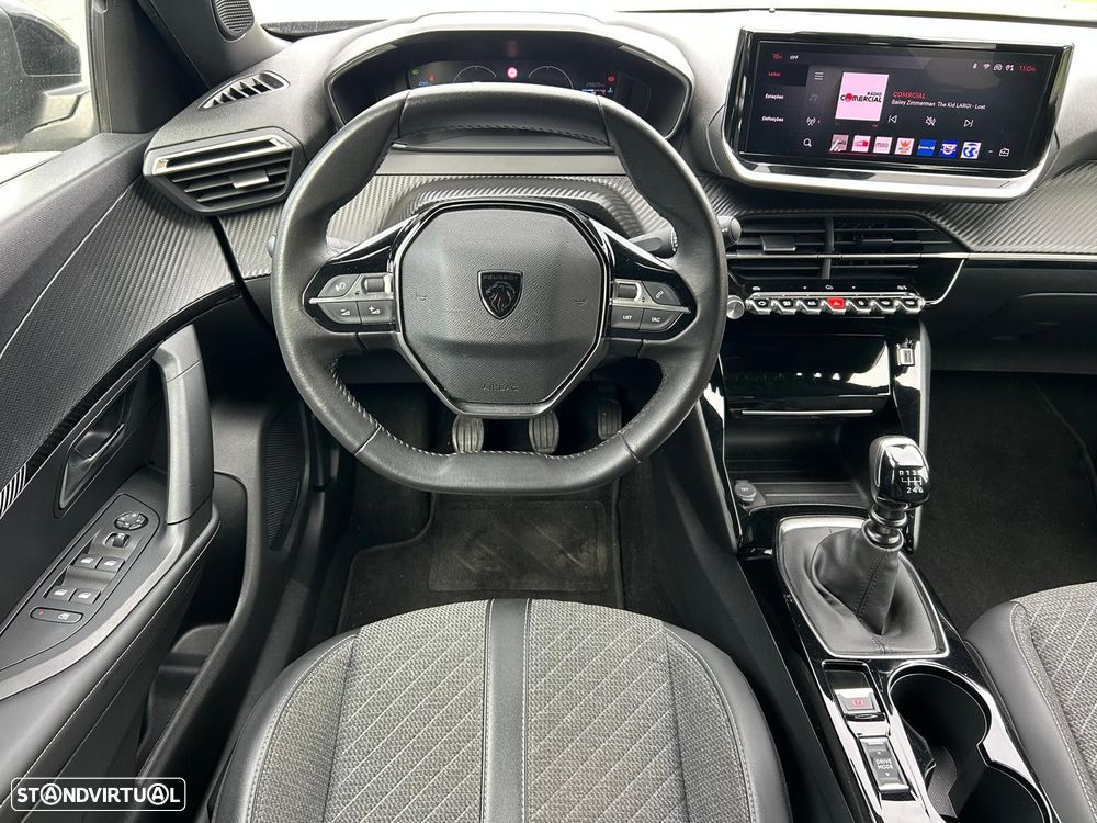 Peugeot 2008 1.2 PureTech Allure Pack - 22