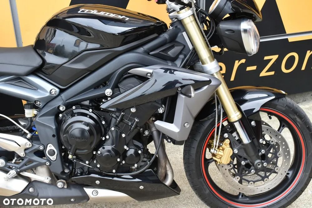 Triumph Street Triple - 5