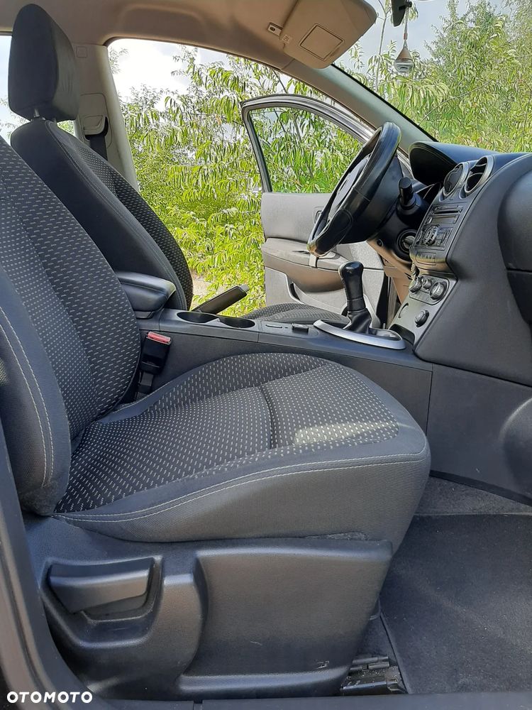 Nissan Qashqai 1.6 visia - 3