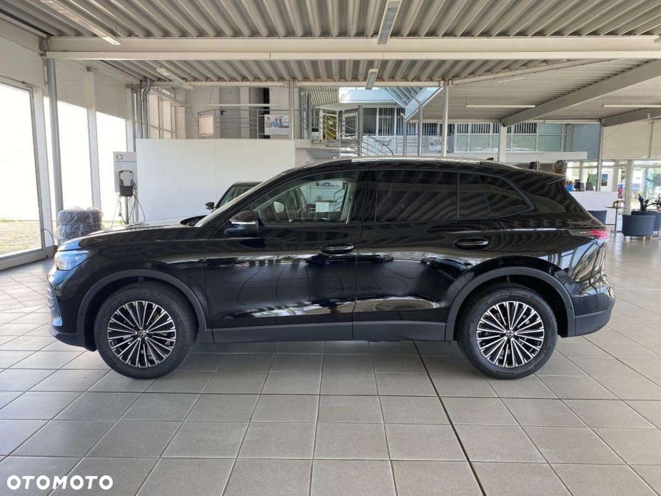 Volkswagen Tiguan - 3