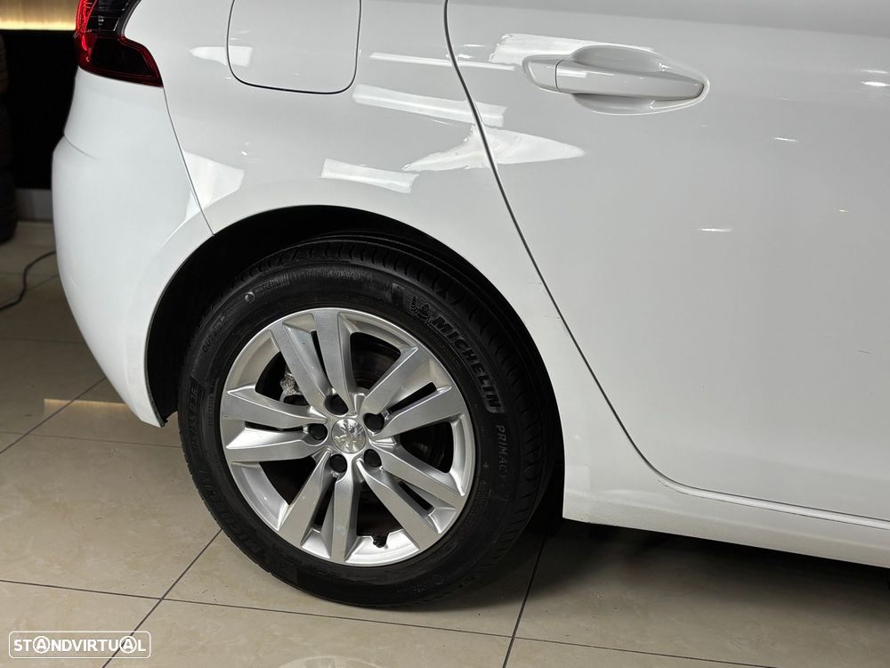 Peugeot 308 1.5 BlueHDi Style - 3
