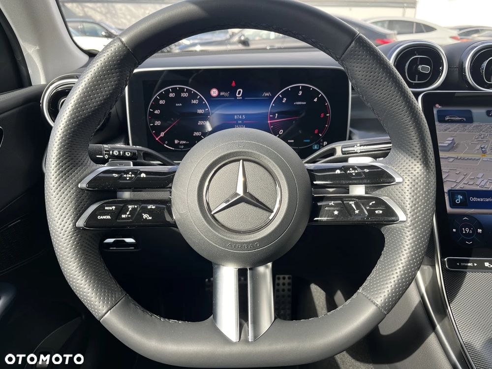 Mercedes-Benz GLC - 17