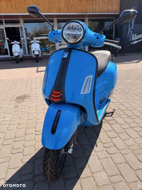 Vespa GTS - 7