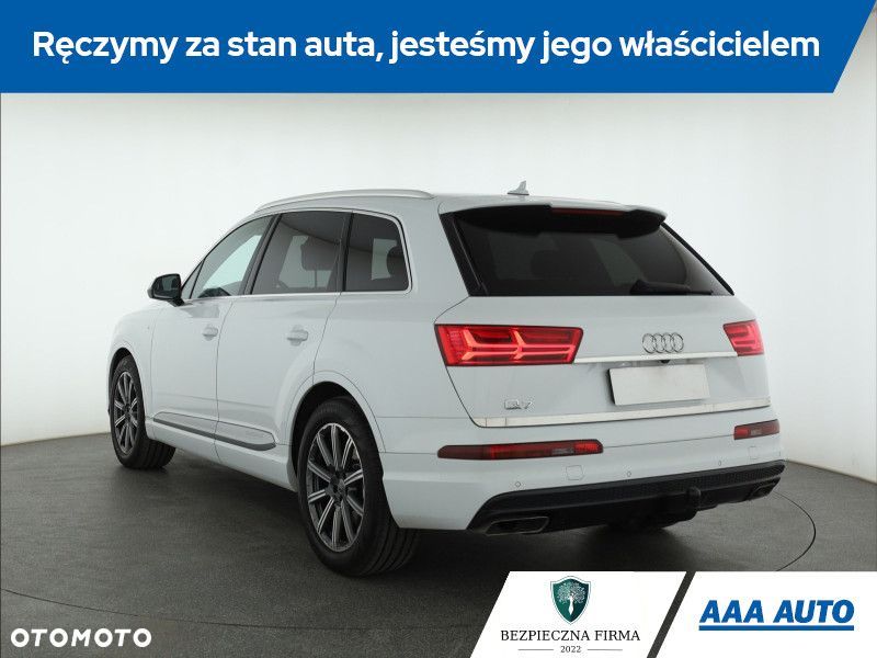 Audi Q7 - 6