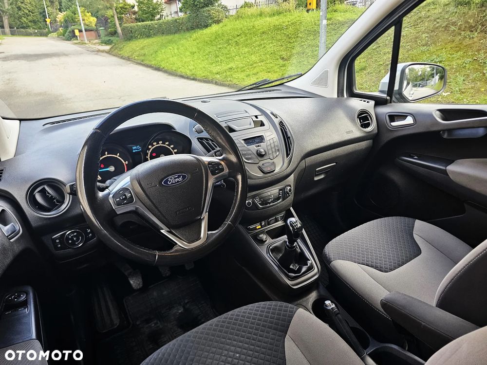 Ford Tourneo Courier 1.5 TDCi Trend - 6