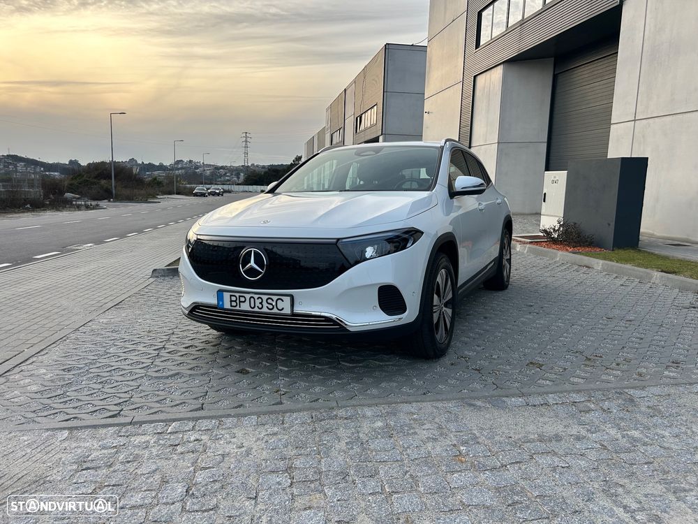 Mercedes-Benz EQA 300 4Matic - 12