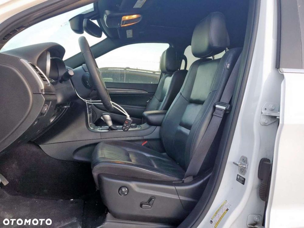 Jeep Grand Cherokee - 9