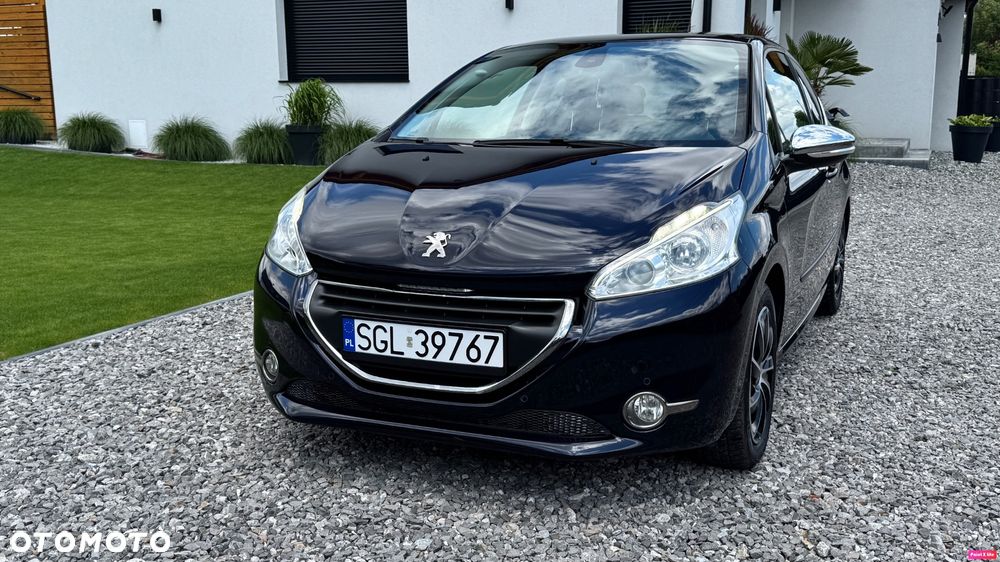 Peugeot 208 - 22