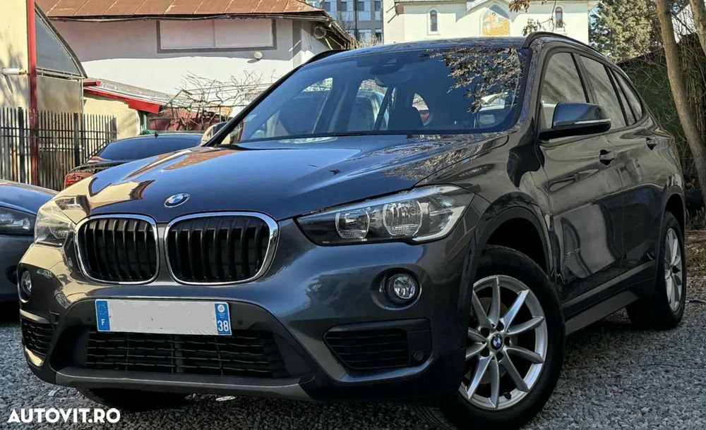 BMW X1 sDrive18i Aut. Advantage - 1