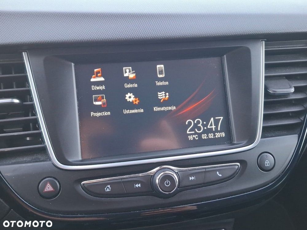 Opel Crossland X 2019