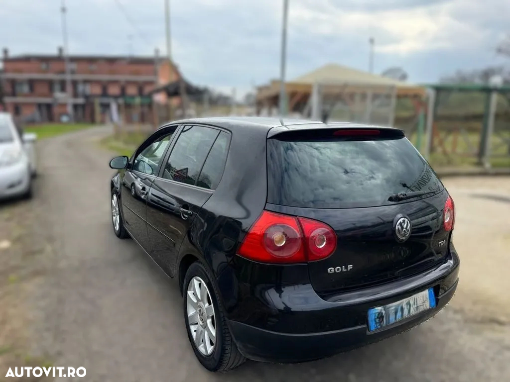 Dezmembrari / Dezmembrez VOLKSWAGEN GOLF 5 - 5