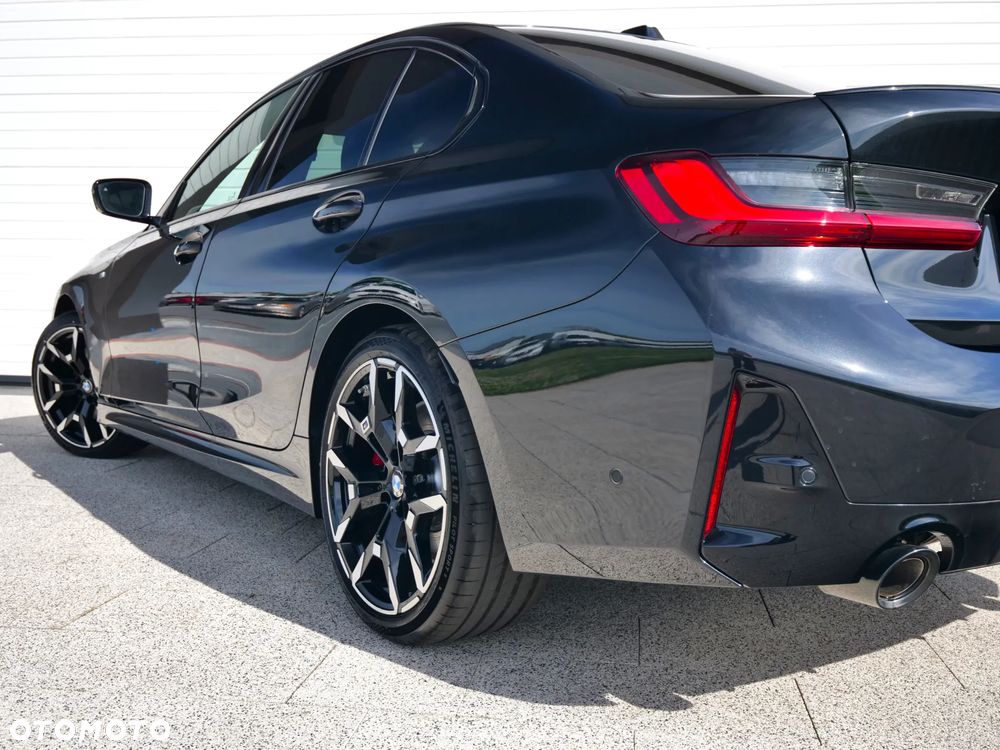 BMW Seria 3 320d xDrive mHEV M Sport sport - 13