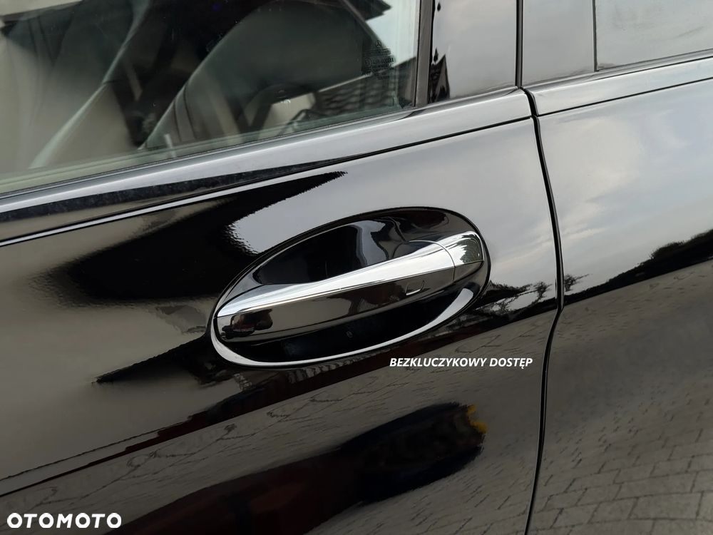 Mercedes-Benz GLC 220 d 4Matic 9G-TRONIC AMG Line Plus - 12