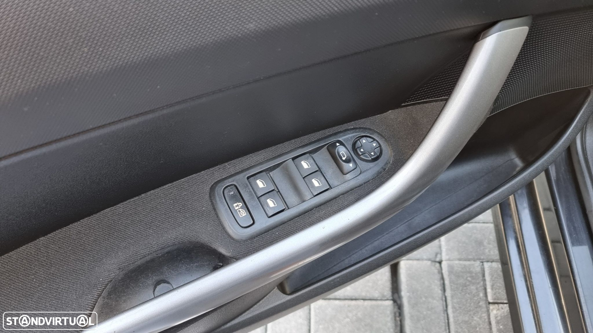 Peugeot 308 SW 1.6 HDi Executive - 23