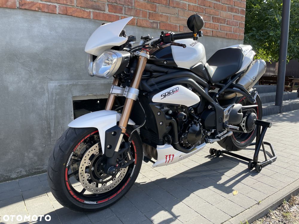Triumph Speed Triple - 3