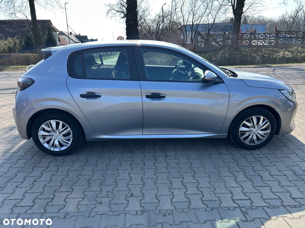 Peugeot 208 - 16