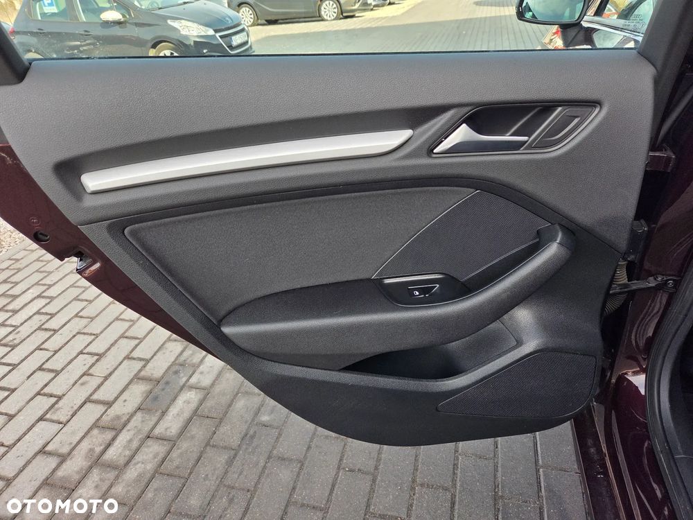 Audi A3 Sportback 2.0 TDI (clean diesel) Attraction - 22