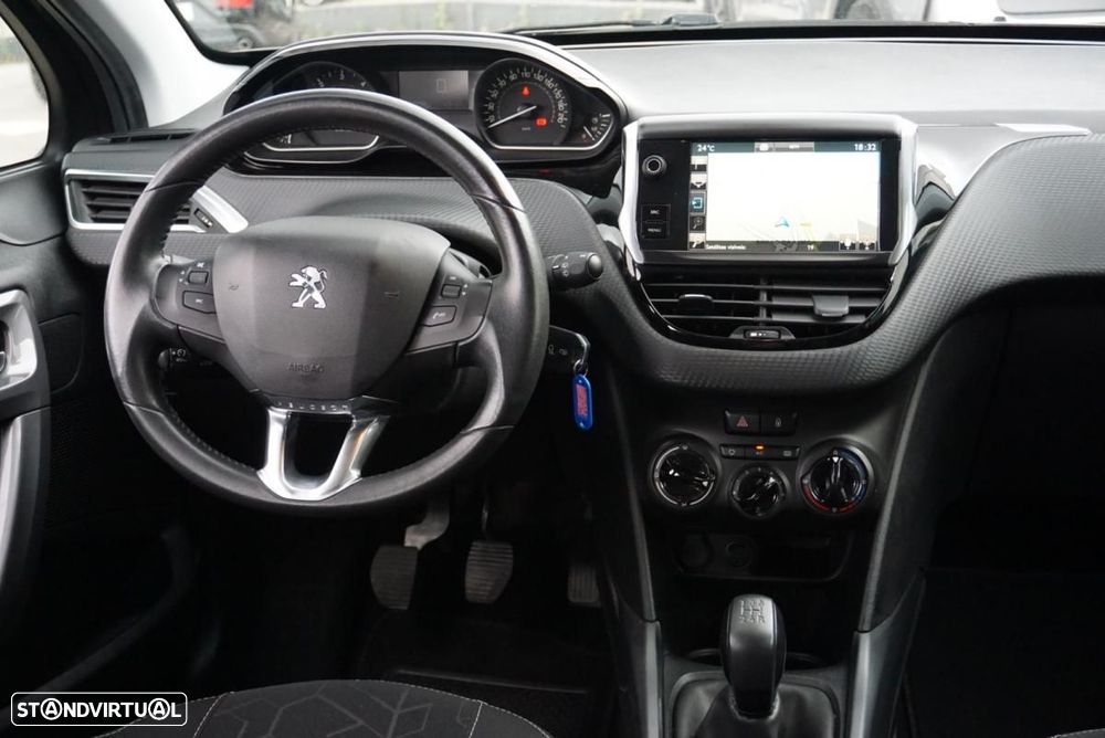 Peugeot 2008 1.6 BlueHDi Allure - 38