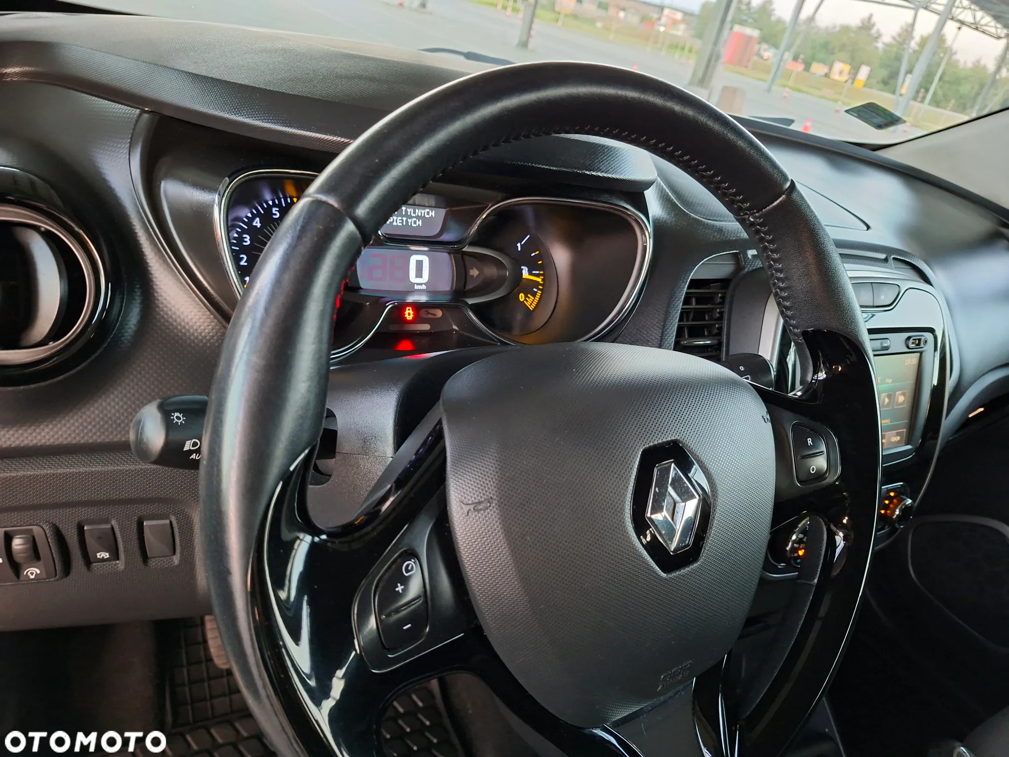 Renault Captur - 21