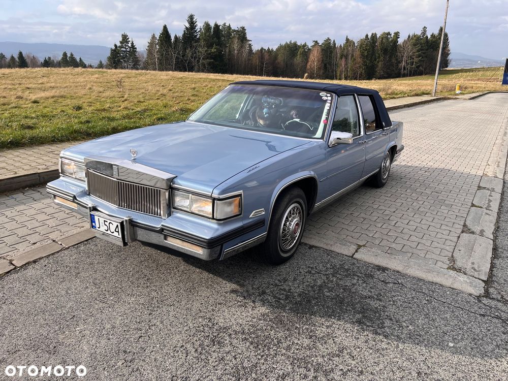 Cadillac Deville - 7