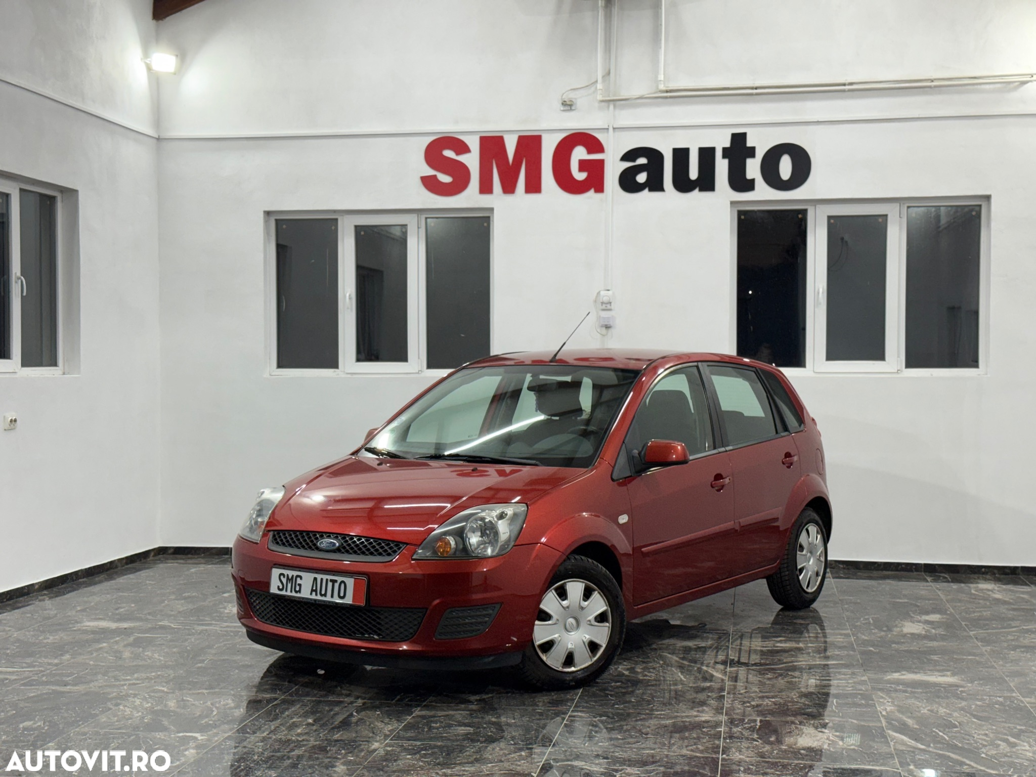 Ford Fiesta 1.4 Ambiente - 2