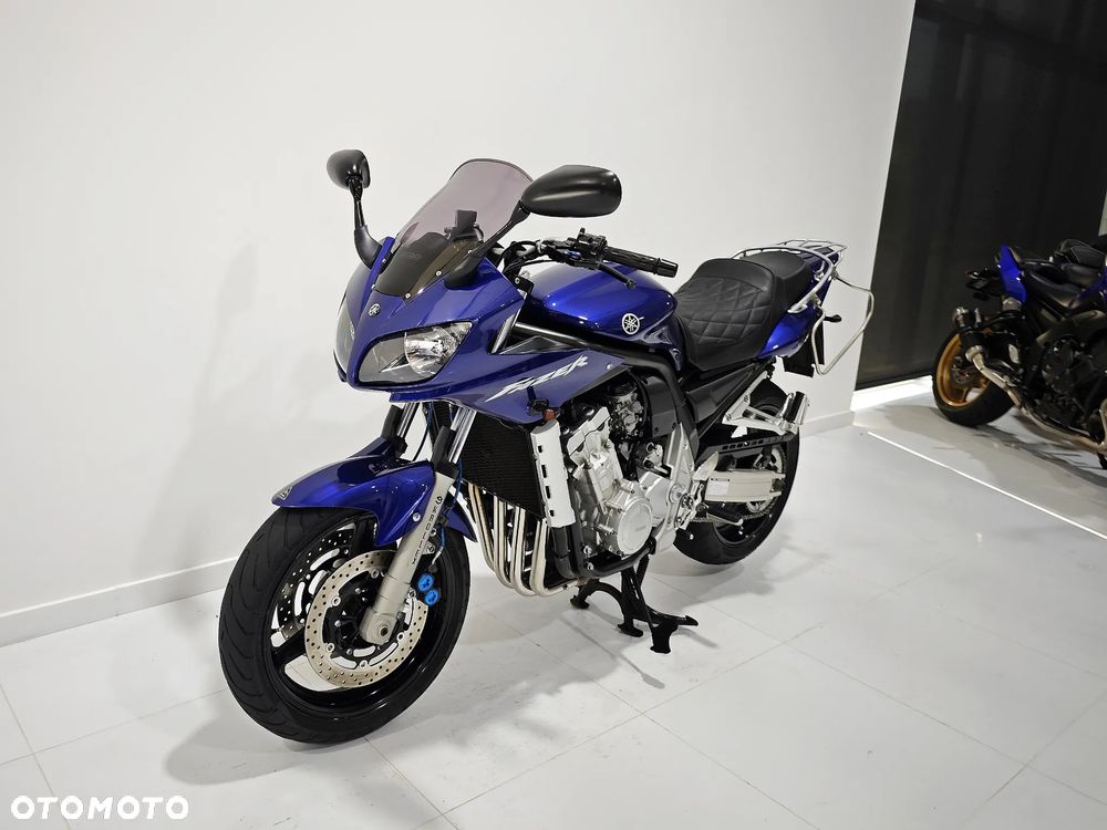 Yamaha FZS - 3