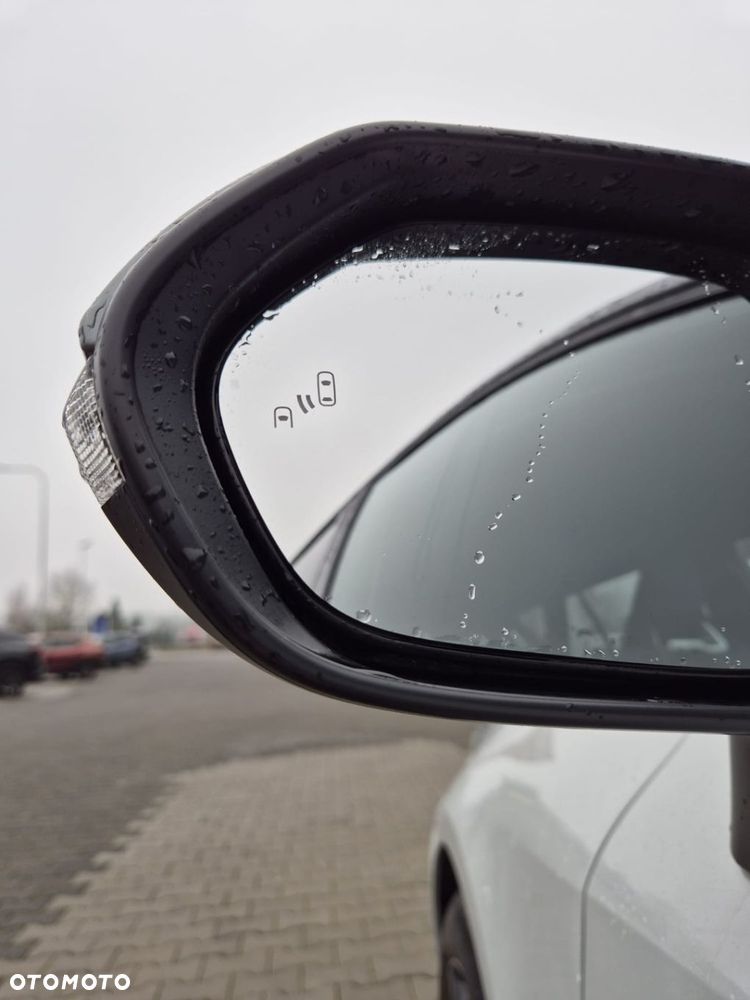 Toyota Corolla 2.0 Hybrid GR Sport - 27