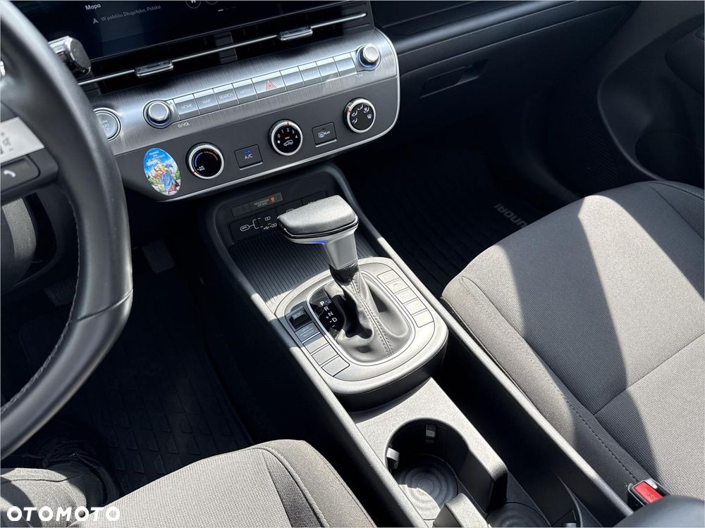 Hyundai Kona - 16